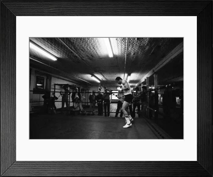 Framed Print : Ken Norton training ahead of his third fight with Muhammad Ali. 23rd September 1976 Framed Print : Ken Norton training ahead of his third fight with Muhammad Ali. 23rd September 1976