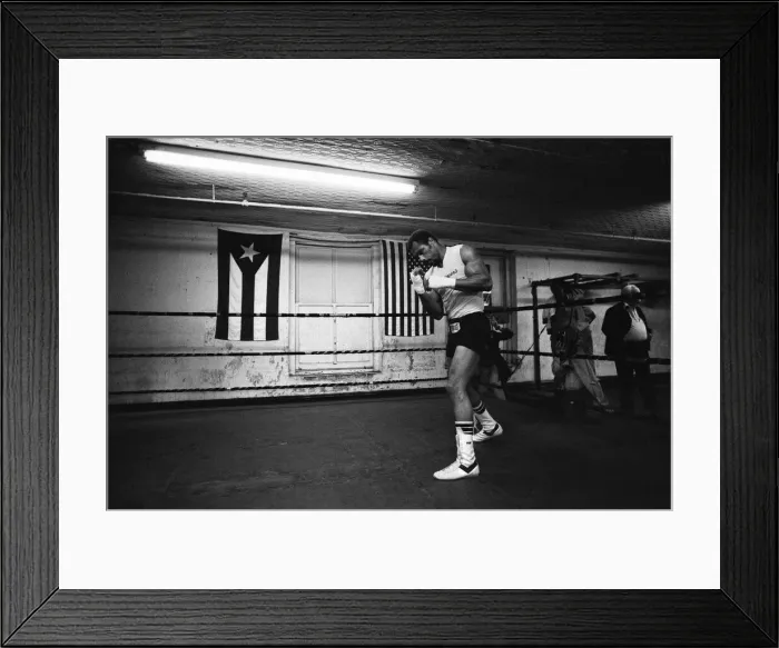 Framed Print : Ken Norton training ahead of his third fight with Muhammad Ali. 23rd September 1976