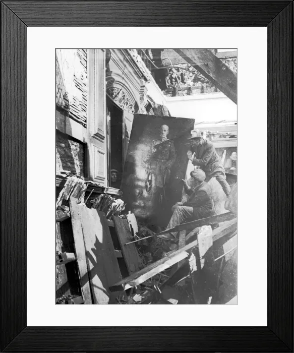 Framed Print : War time pictures of destruction visited on the city of Bristol by German bombers Framed Print : War time pictures of destruction visited on the city of Bristol by German bombers