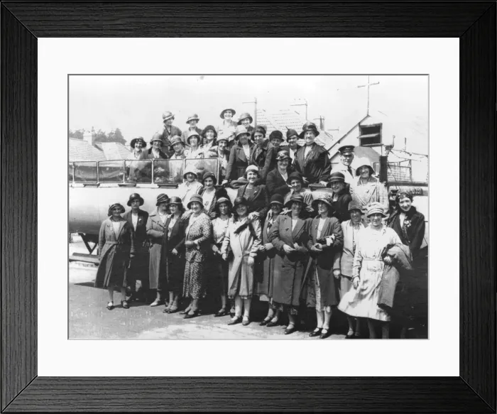 Framed Print : Ladies in their Sunday best leaving Sea Mills Mission Church, Bristol