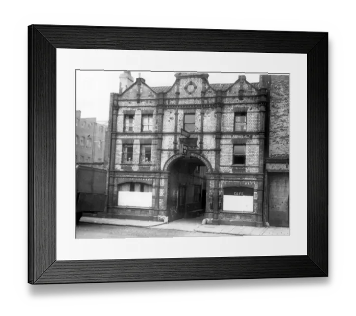 Framed Print : The Wheatsheaf, St Thomas Street, 1947 Framed Print : The Wheatsheaf, St Thomas Street, 1947