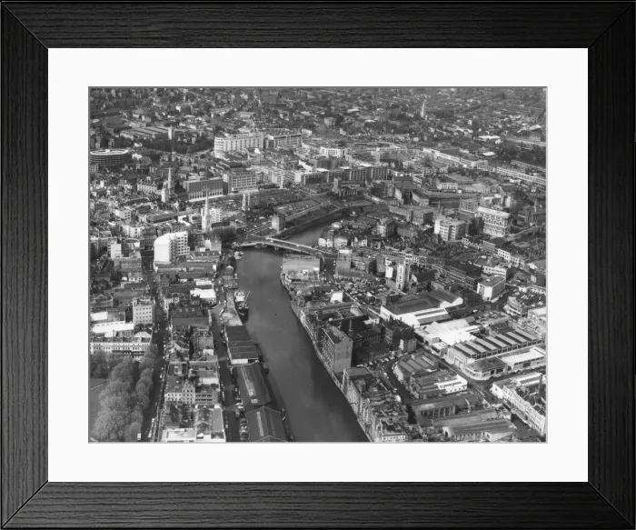 Framed Print : The River Avon as it passes though Broadmead, Bristol 1961 Framed Print : The River Avon as it passes though Broadmead, Bristol 1961