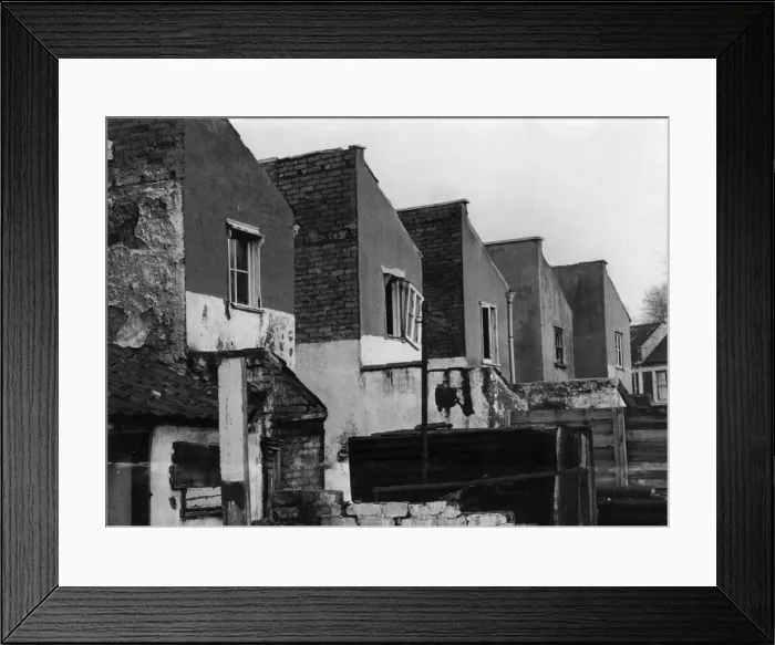 Framed Print : Philip Street slums, Bristol 1968 Framed Print : Philip Street slums, Bristol 1968