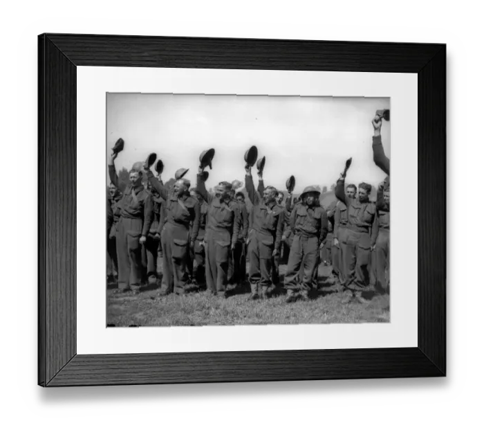 Framed Print : Survivors from the British Expeditionary Force rescued from Dunkirk in Bristol 1st July Framed Print : Survivors from the British Expeditionary Force rescued from Dunkirk in Bristol 1st July