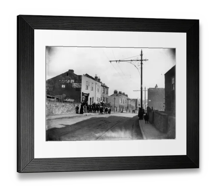 Framed Print : Marshalls sweet shop in St. George, Bristol. 1910s
