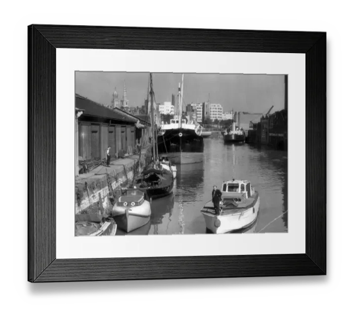 Framed Print : Welsh Back when Bristols fruit and veg market was held there Framed Print : Welsh Back when Bristols fruit and veg market was held there
