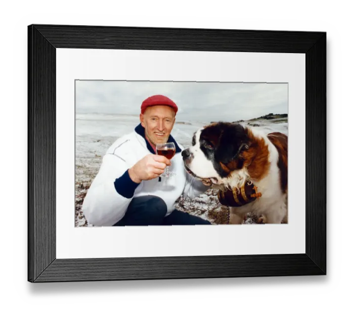 Framed Print : Scottish mountaineer Hamish MacInnes with Hamilton the St Bernard dog. Circa 1992