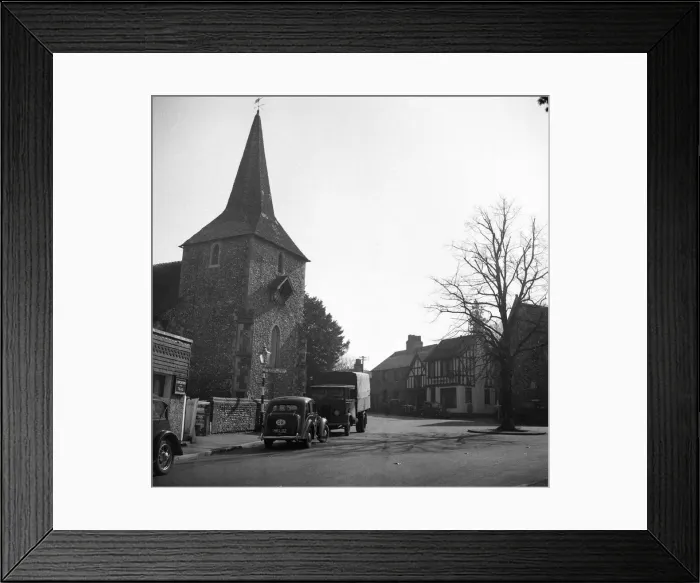 Framed Print : A general view of Downe, a village in Greater London within the London Borough of Bromley Framed Print : A general view of Downe, a village in Greater London within the London Borough of Bromley