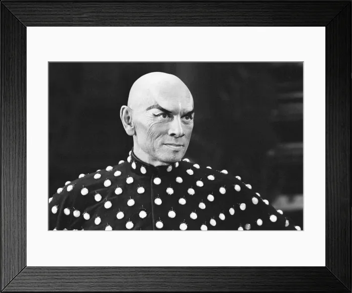 Framed Print : Yul Brynner, Actor at the London Palladium Theatre, 22nd August 1980 Framed Print : Yul Brynner, Actor at the London Palladium Theatre, 22nd August 1980