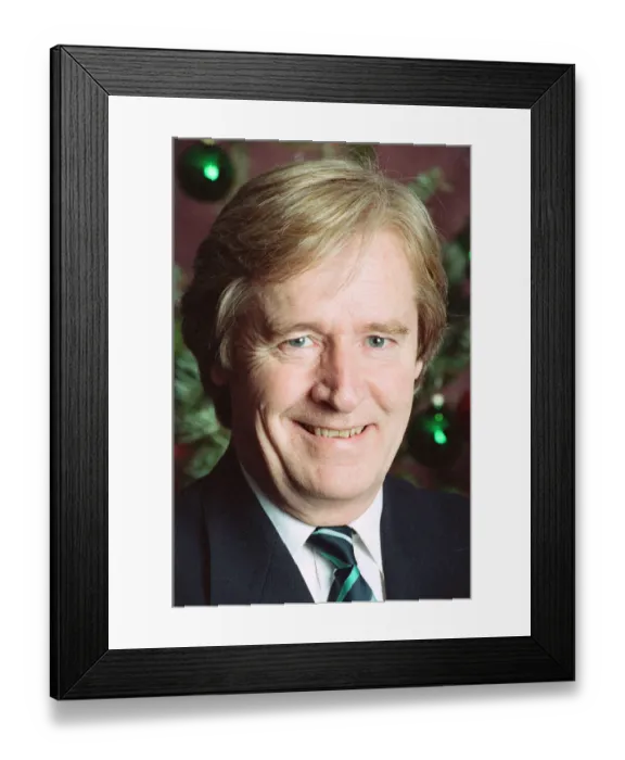 Framed Print : Coronation Street - Christmas Photocall. William Roache (Ken Barlow). 19th December 1991 Framed Print : Coronation Street - Christmas Photocall. William Roache (Ken Barlow). 19th December 1991