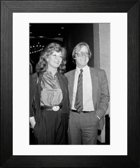 Framed Print : The Pye Television Award Lunch at the Hilton Hotel. Rula Lenska and Dennis Waterman Framed Print : The Pye Television Award Lunch at the Hilton Hotel. Rula Lenska and Dennis Waterman