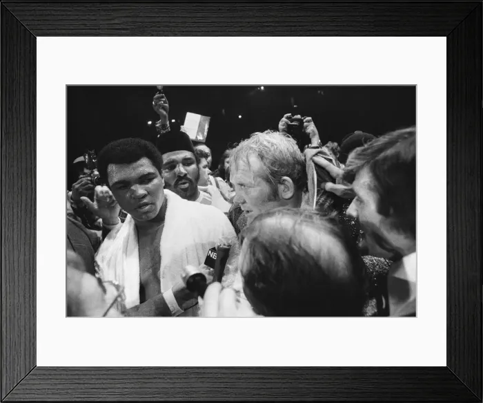 Framed Print : Muhammad Ali vs Richard Dunn at the Olympiahalle, Munich, Germany Framed Print : Muhammad Ali vs Richard Dunn at the Olympiahalle, Munich, Germany