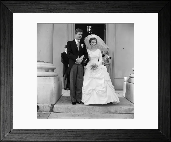 Framed Print : The wedding of William Roache and Anna Cropper at St Johns Wood Church Framed Print : The wedding of William Roache and Anna Cropper at St Johns Wood Church