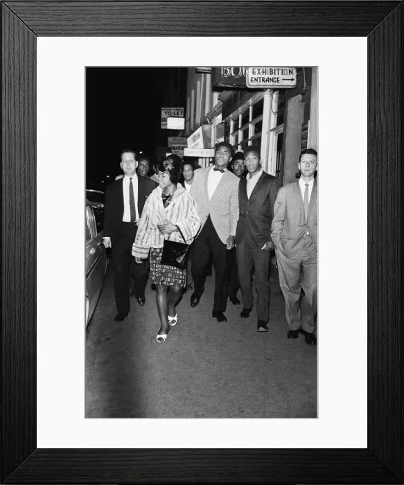 Framed Print : Cassius Clay (Muhammad Ali) and entourage in London