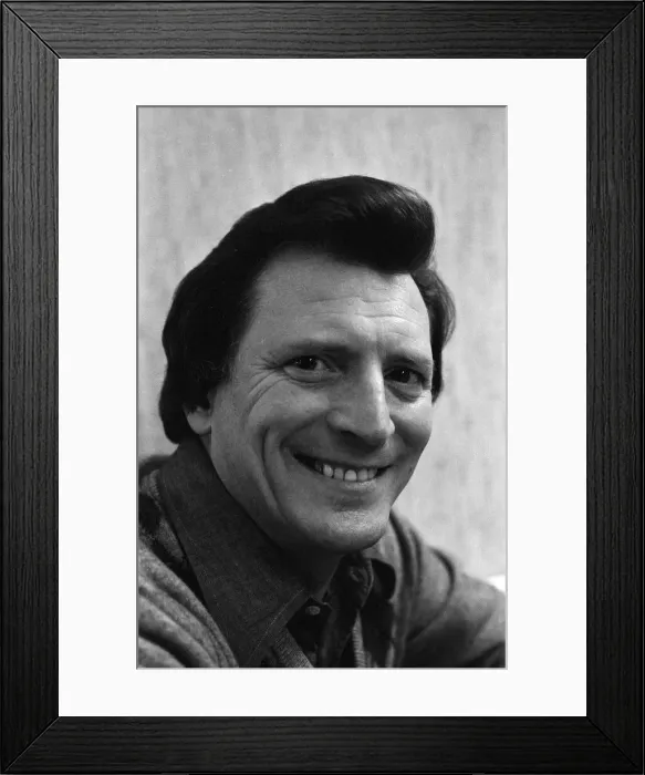Framed Print : Actor Johnny Briggs. 4th February 1983