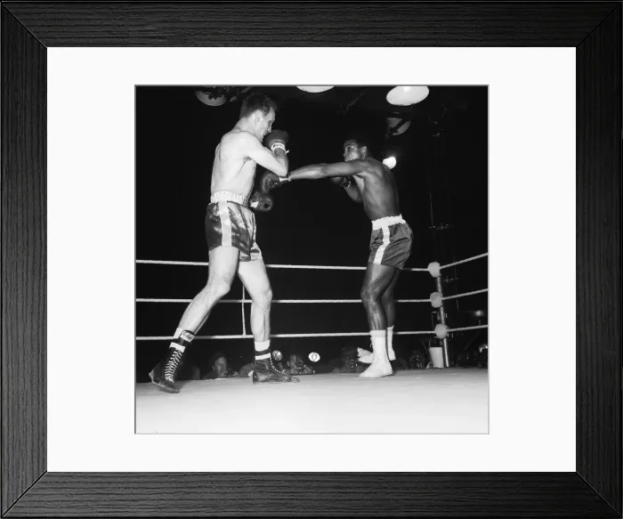 Framed Print : Cassius Clay aka (Muhammad Ali) vs Henry Cooper in their first fight at Wembley Stadium Framed Print : Cassius Clay aka (Muhammad Ali) vs Henry Cooper in their first fight at Wembley Stadium