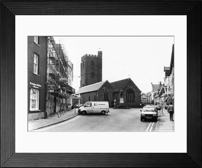 Framed Print : St Marys Church, Brecon, a market town and community in Powys, Mid Wales Framed Print : St Marys Church, Brecon, a market town and community in Powys, Mid Wales