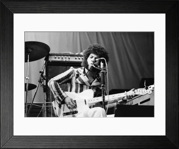 Framed Print : Ray Dorset, singer and frontman with Mungo Jerry performing at The Reading Festival Framed Print : Ray Dorset, singer and frontman with Mungo Jerry performing at The Reading Festival