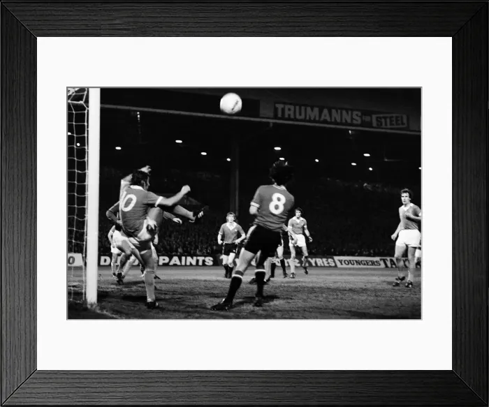 Framed Print : Manchester City v Manchester United, final score 4-0 to Manchester City Framed Print : Manchester City v Manchester United, final score 4-0 to Manchester City