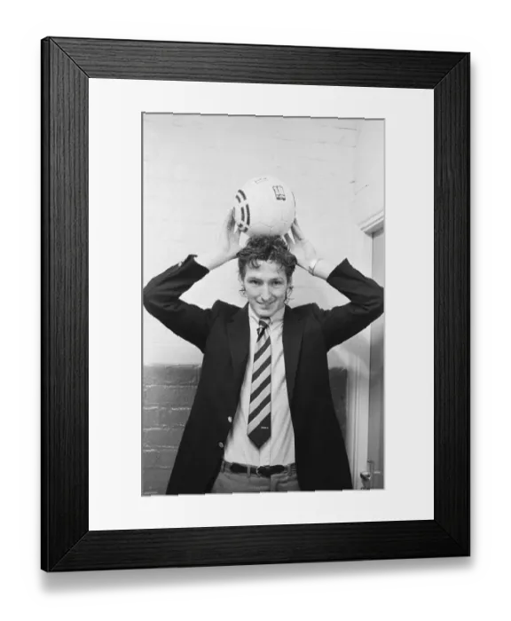 Framed Print : Reading 4-2 Chesterfield, Division Three match at Elm Park, Wednesday 2nd October 1985 Framed Print : Reading 4-2 Chesterfield, Division Three match at Elm Park, Wednesday 2nd October 1985
