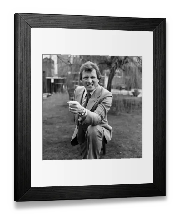 Framed Print : Coronation Street actor Johnny Briggs. 7th December 1983 Framed Print : Coronation Street actor Johnny Briggs. 7th December 1983