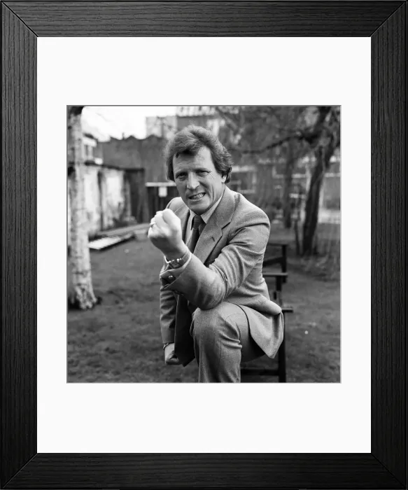 Framed Print : Coronation Street actor Johnny Briggs. 7th December 1983 Framed Print : Coronation Street actor Johnny Briggs. 7th December 1983