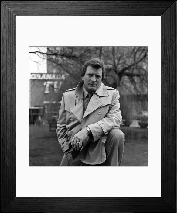 Framed Print : Coronation Street actor Johnny Briggs. 7th December 1983 Framed Print : Coronation Street actor Johnny Briggs. 7th December 1983