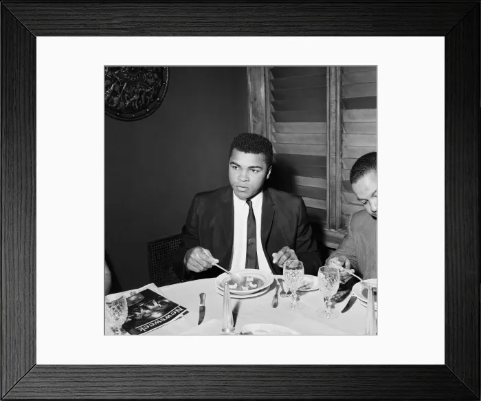 Framed Print : Cassius Clay (Pictured) having lunch in London before his trip to Scotland for an Framed Print : Cassius Clay (Pictured) having lunch in London before his trip to Scotland for an