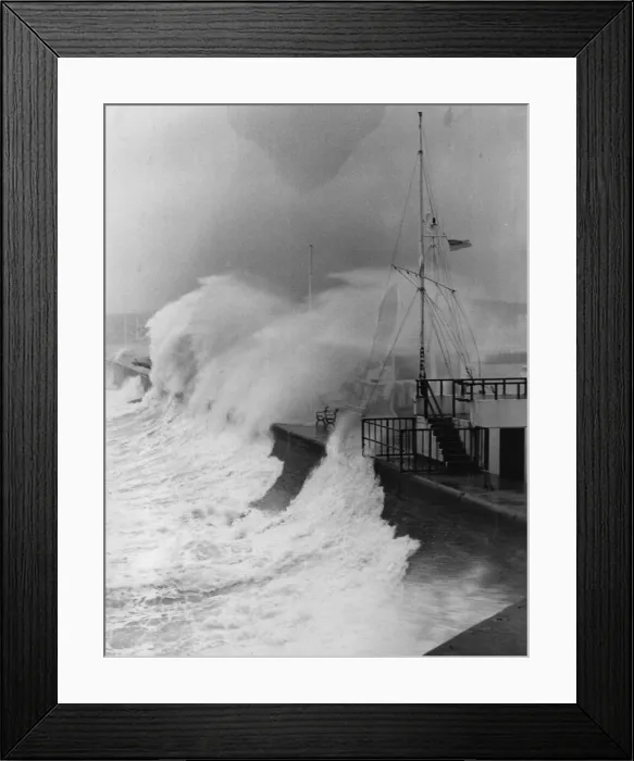 Framed Print : Waves batter Haldon Pier, Torquay January 1992 Framed Print : Waves batter Haldon Pier, Torquay January 1992
