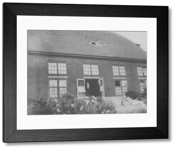 Framed Print : Bomb damage at Barton School, Torquay in May 1943. Thankfully it didn Framed Print : Bomb damage at Barton School, Torquay in May 1943. Thankfully it didn
