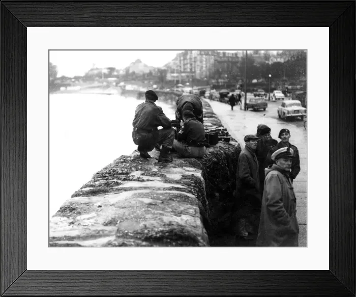 Framed Print : Army gunners attempt to sink a Dutch barge before it damages Torquay harbour in December