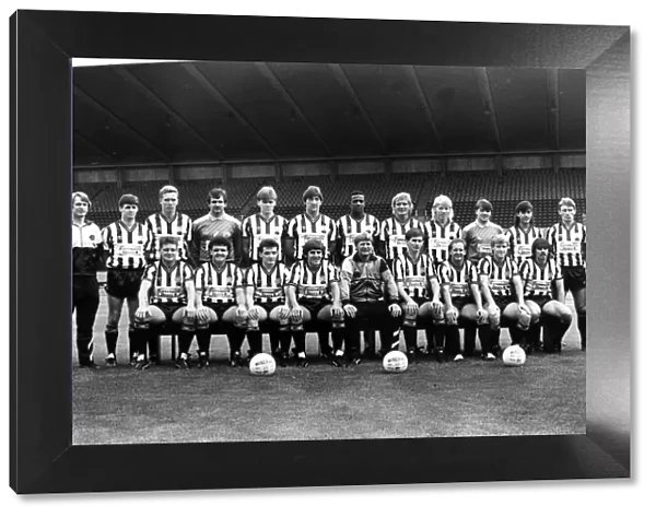Newcastle United team 1986  /  87 unveiled. Back row, left to right: Coach Colin Suggett