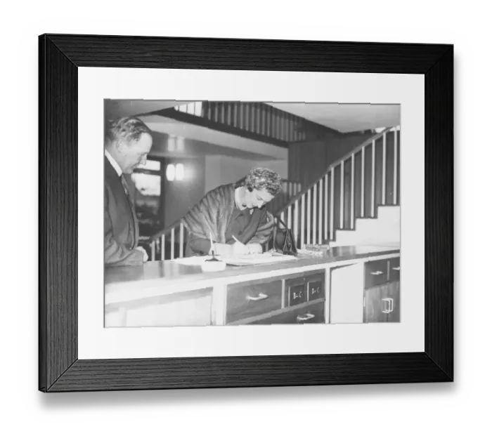 Framed Print : 15 October 1958. The Duchess of Kent, the former Princess Marina