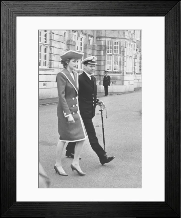 Framed Print : Princess Diana at the Britannia Royal Naval College, Dartmouth in April 1984 Framed Print : Princess Diana at the Britannia Royal Naval College, Dartmouth in April 1984