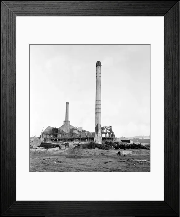 Framed Print : Demolition of Kingsteignton Pottery chimney in October 1968 Framed Print : Demolition of Kingsteignton Pottery chimney in October 1968