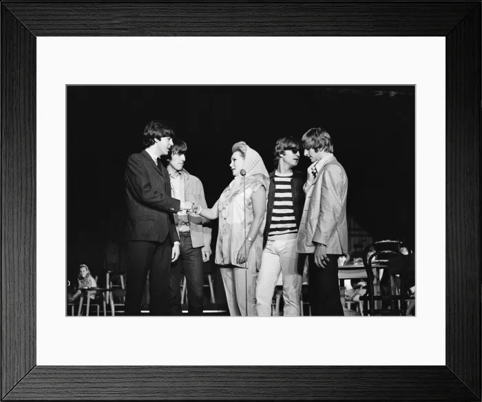 Framed Print : Zsa Zsa Gabor meets The Beatles. Picture taken at The London Palladium