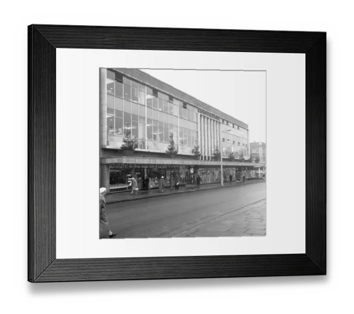 Framed Print : Exterior view Bexley Heath Co-Op combined supermarket and department store