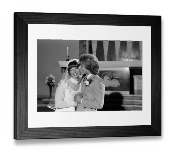 Framed Print : The wedding of Coronation Streets Brian Tilsley and Gail Potter Framed Print : The wedding of Coronation Streets Brian Tilsley and Gail Potter