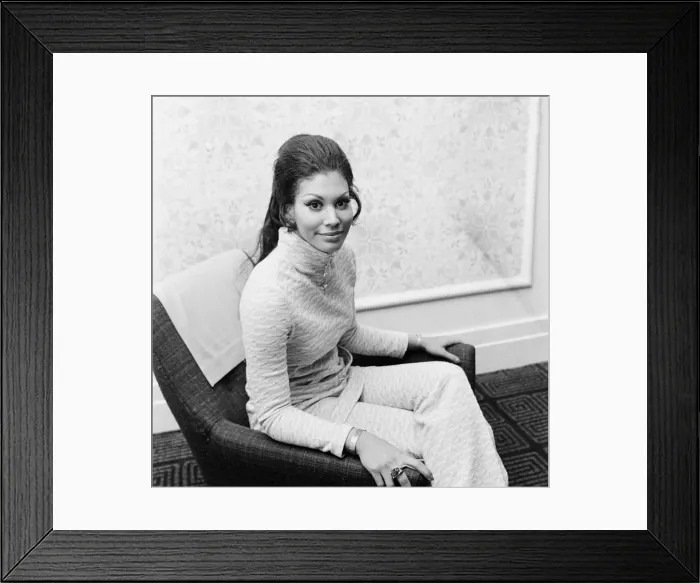 Framed Print : Jennifer Hosten, Miss World 1970, pictured in Newcastle, 10th January 1970 Framed Print : Jennifer Hosten, Miss World 1970, pictured in Newcastle, 10th January 1970