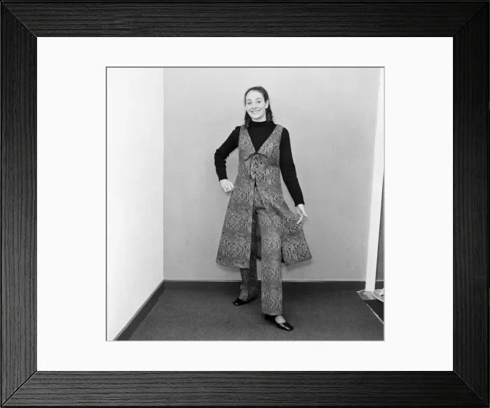 Framed Print : 1971 Fashion, Studio Pix posed by model, 10th January 1971 Framed Print : 1971 Fashion, Studio Pix posed by model, 10th January 1971