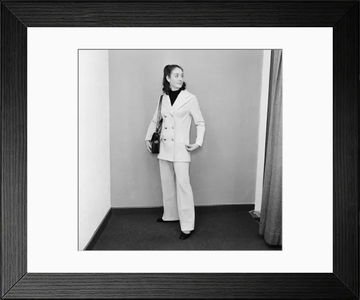 Framed Print : 1971 Fashion, Studio Pix posed by model, 10th January 1971 Framed Print : 1971 Fashion, Studio Pix posed by model, 10th January 1971