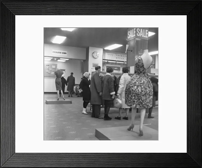Framed Print : Interior of the Co-Op shop on Oxford Street, London, 6th January 1962 Framed Print : Interior of the Co-Op shop on Oxford Street, London, 6th January 1962