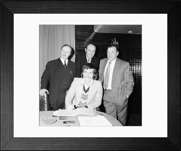 Framed Print : Terry McDermott, midfielder, formerly of Newcastle United Framed Print : Terry McDermott, midfielder, formerly of Newcastle United