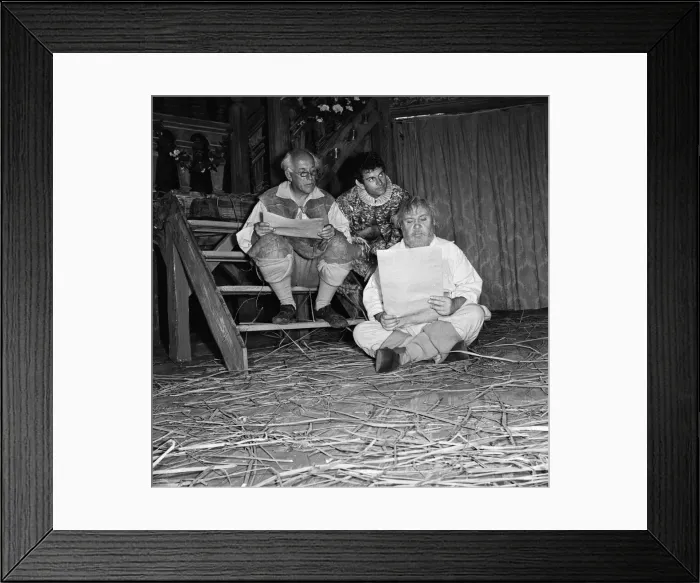 Framed Print : Rehearsals for A Midsummer Nights Dream at the Shakespeare Memorial Framed Print : Rehearsals for A Midsummer Nights Dream at the Shakespeare Memorial