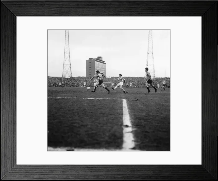 Framed Print : Newcastle 0-2 Stoke, League match at St James Park, Saturday 9th January 1971 Framed Print : Newcastle 0-2 Stoke, League match at St James Park, Saturday 9th January 1971