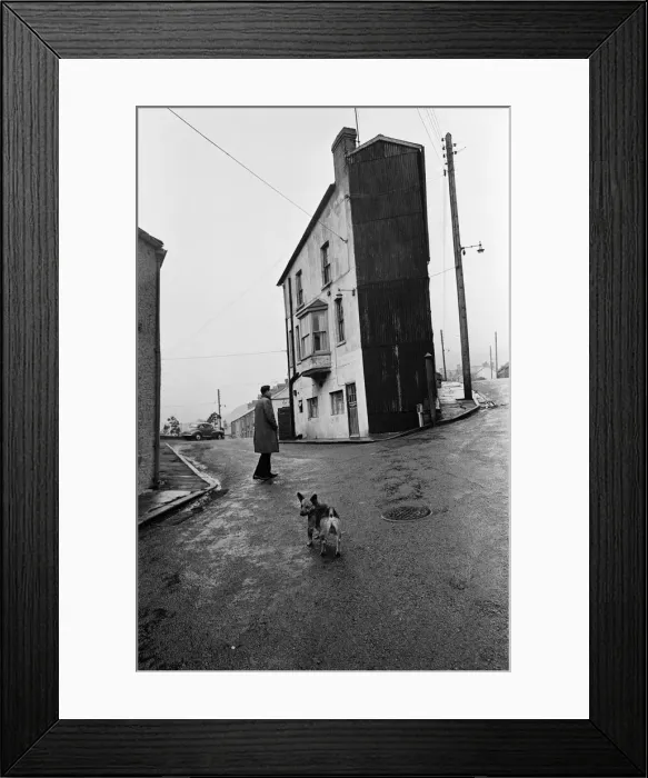 Framed Print : Abertillery, the largest town of the Ebbw Fach valley in what was the historic county of Framed Print : Abertillery, the largest town of the Ebbw Fach valley in what was the historic county of