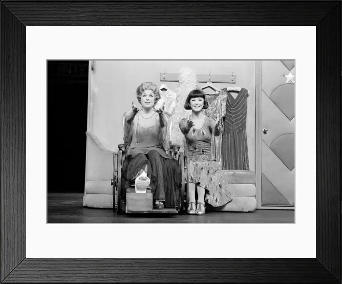 Framed Print : Jill Gascoine, stars as Dorothy Brock in the West End musical 42nd Street