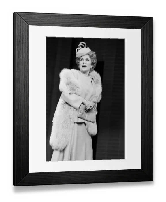 Framed Print : Jill Gascoine, stars as Dorothy Brock in the West End musical 42nd Street
