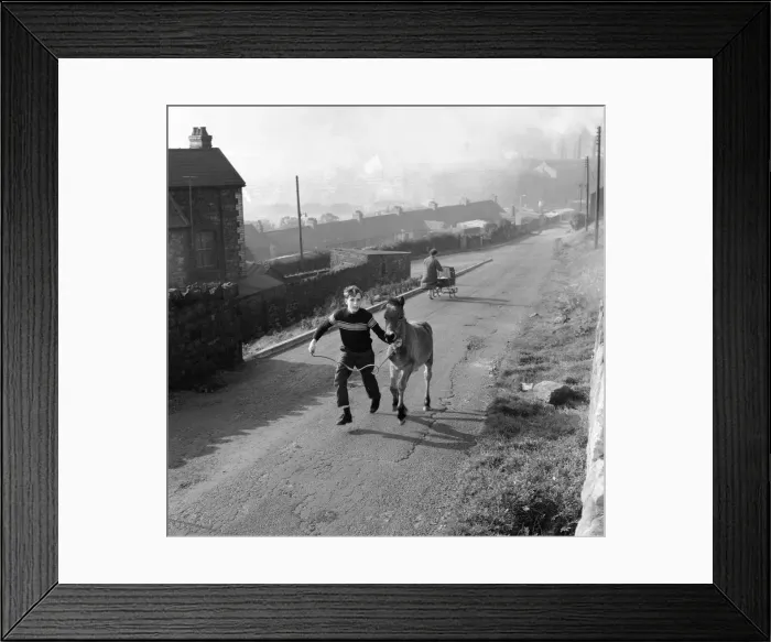 Framed Print : Tredegar, Blaenau Gwent, Wales. Located within the historic boundaries of Monmouthshire Framed Print : Tredegar, Blaenau Gwent, Wales. Located within the historic boundaries of Monmouthshire