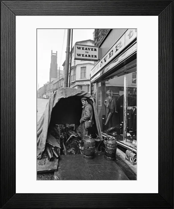 Framed Print : Abertillery, the largest town of the Ebbw Fach valley in what was the historic county of Framed Print : Abertillery, the largest town of the Ebbw Fach valley in what was the historic county of